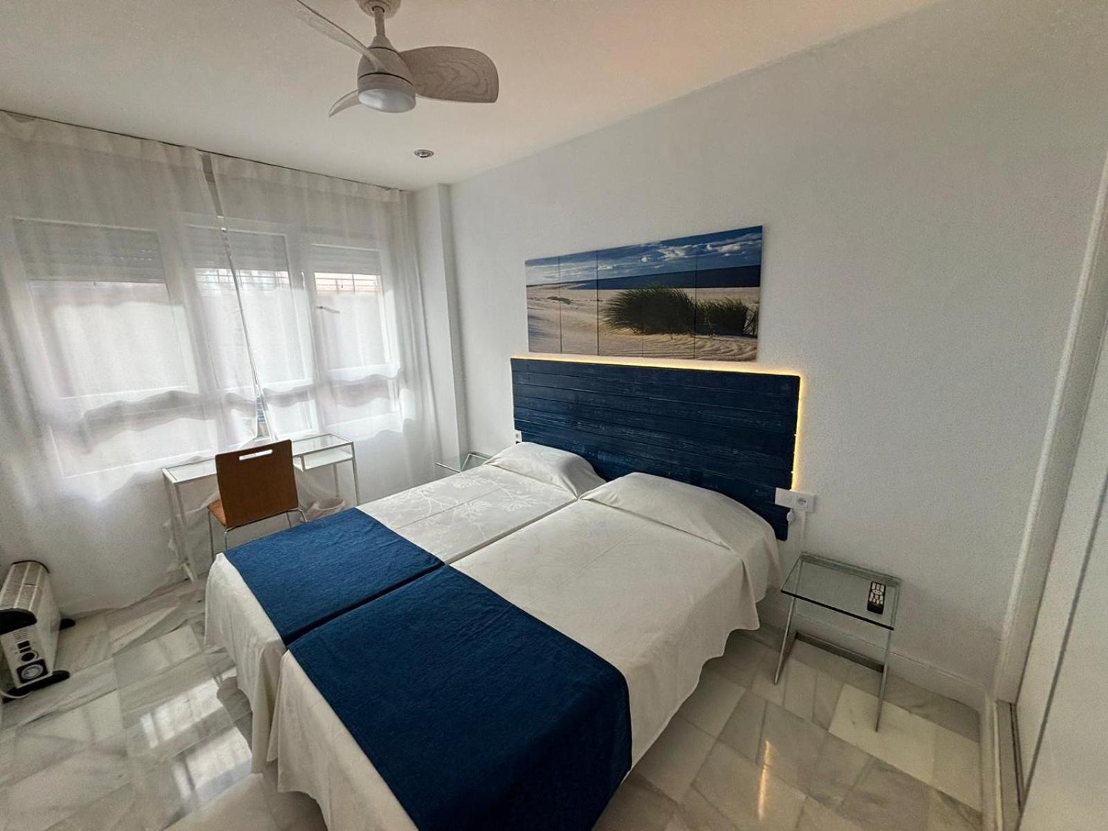 Apartamentos Turisticos Imar Cadice Esterno foto