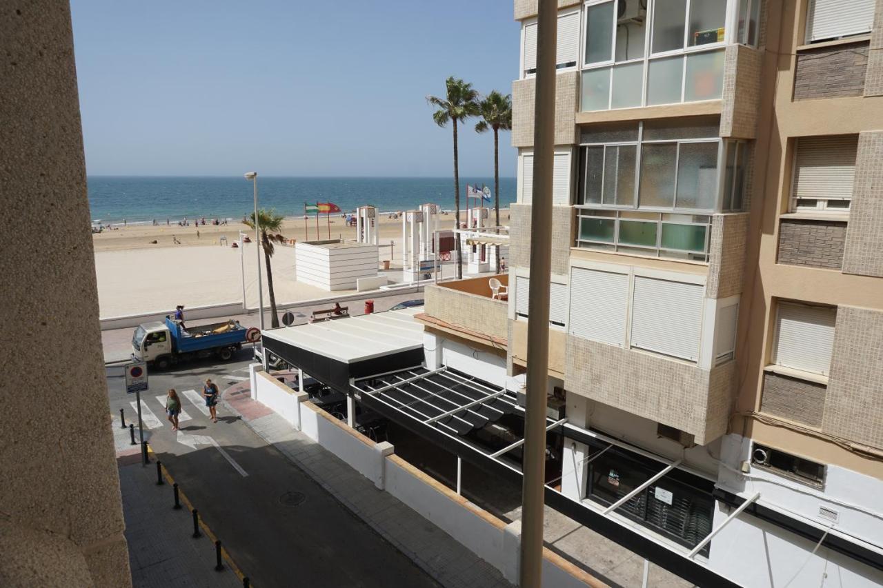 Apartamentos Turisticos Imar Cadice Esterno foto